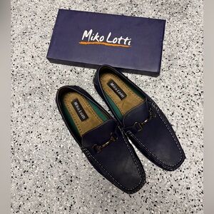Miko Lotti Men’s Navy Leather Slip-On Loafers